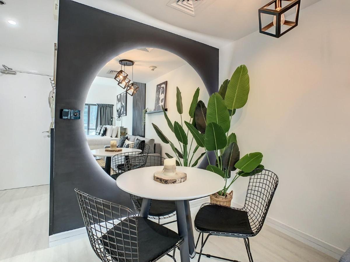 Luxury Modern Studio In Jlt With Amazing View & Rooftop Pool - Sleeps 3 Dubai Exterior foto