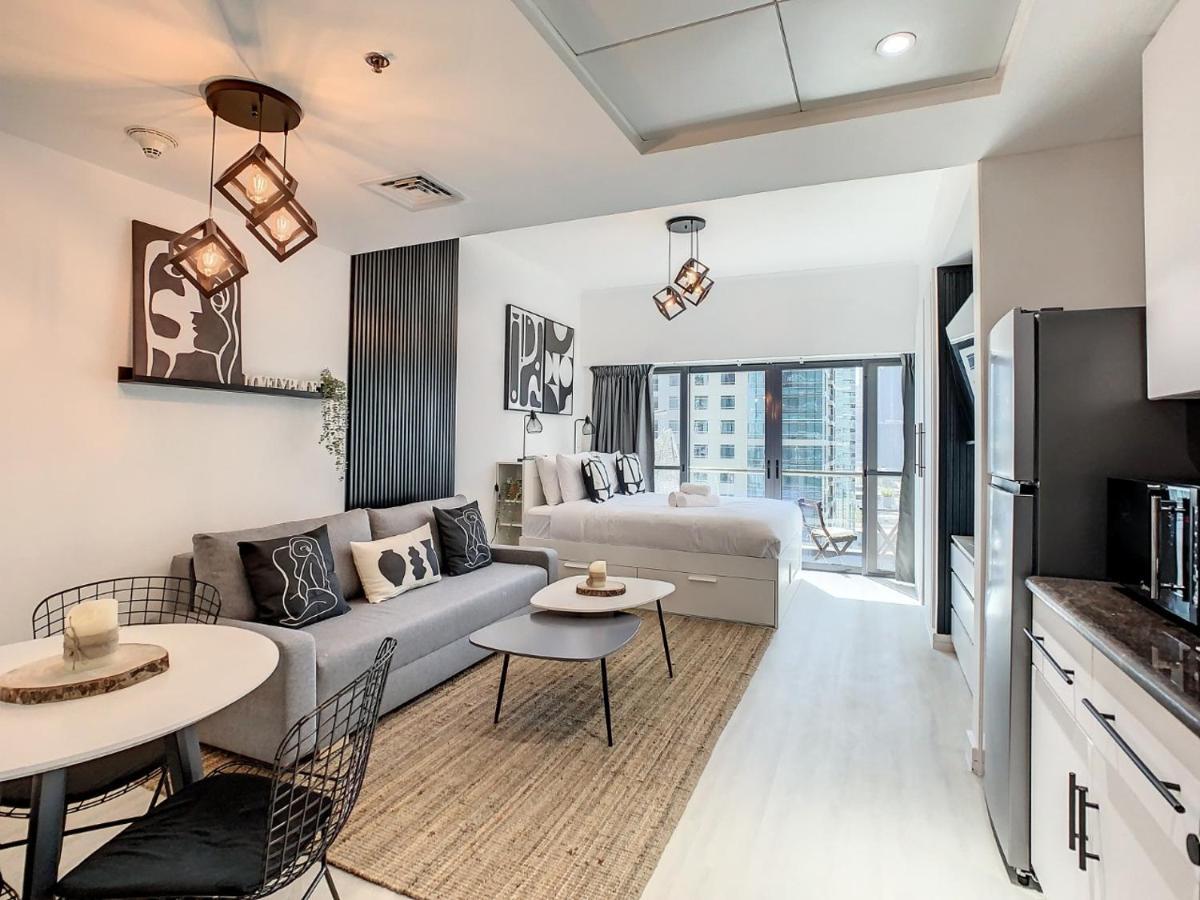 Luxury Modern Studio In Jlt With Amazing View & Rooftop Pool - Sleeps 3 Dubai Exterior foto