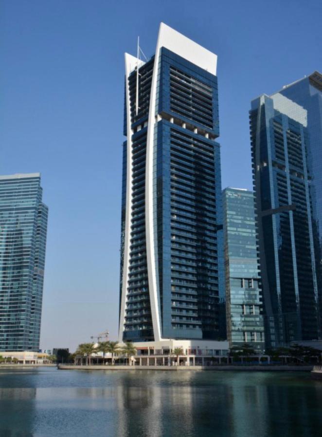 Luxury Modern Studio In Jlt With Amazing View & Rooftop Pool - Sleeps 3 Dubai Exterior foto